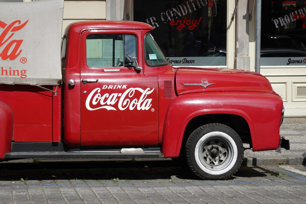 Colo Psychology: Coca Cola Truck